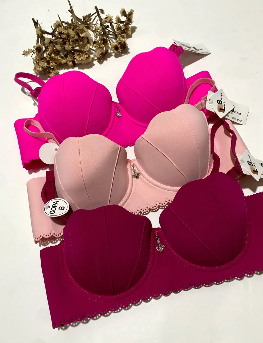 Imported Laser-Cut Shell Bandeau / Strapless Bra