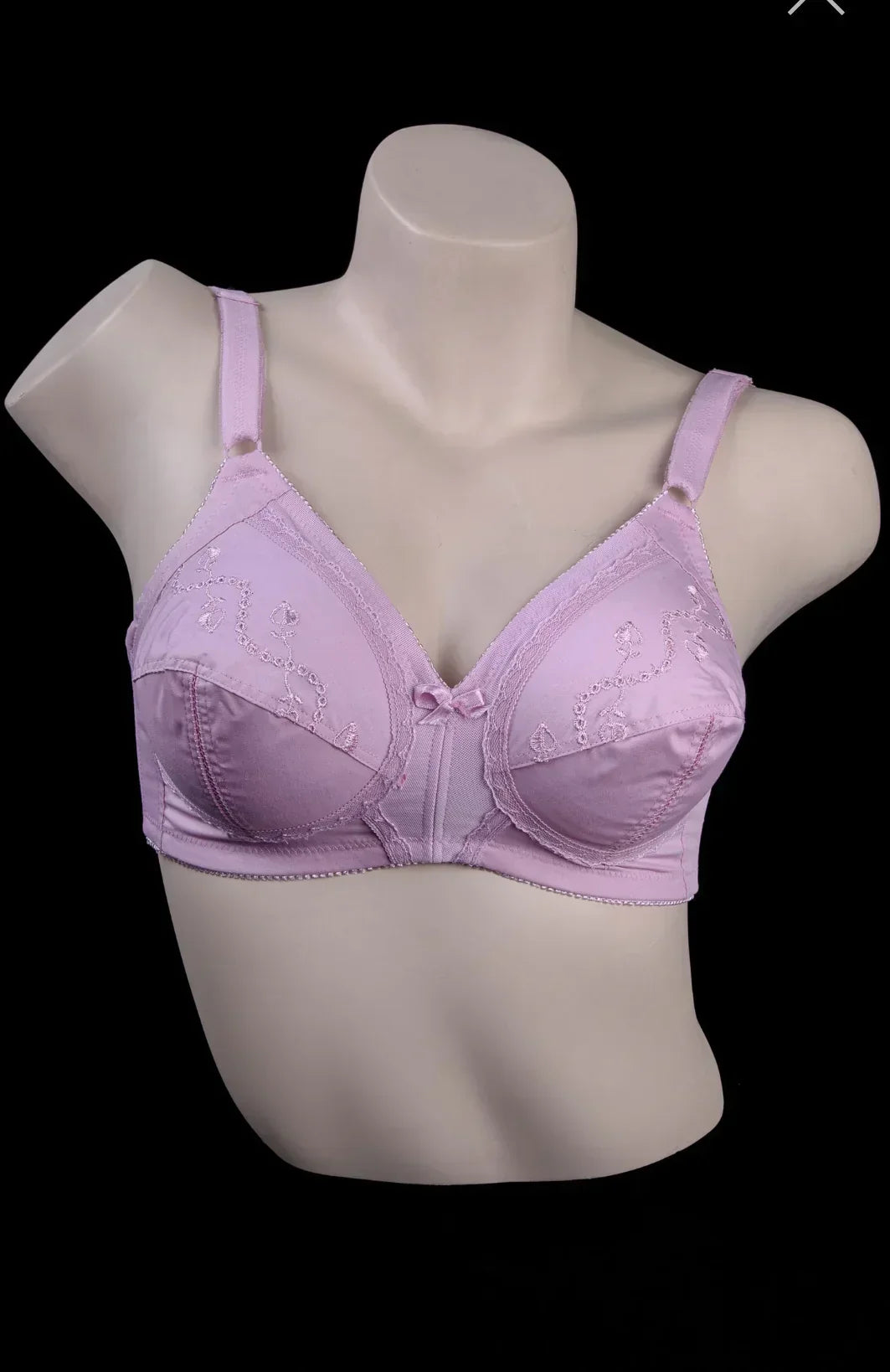 Pack of 5 - Rs:4000  Buy 2 Get 3 free  Comfort Minimizer Full Coverege Bra